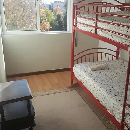 Hostel Bleding Hearts 2 *